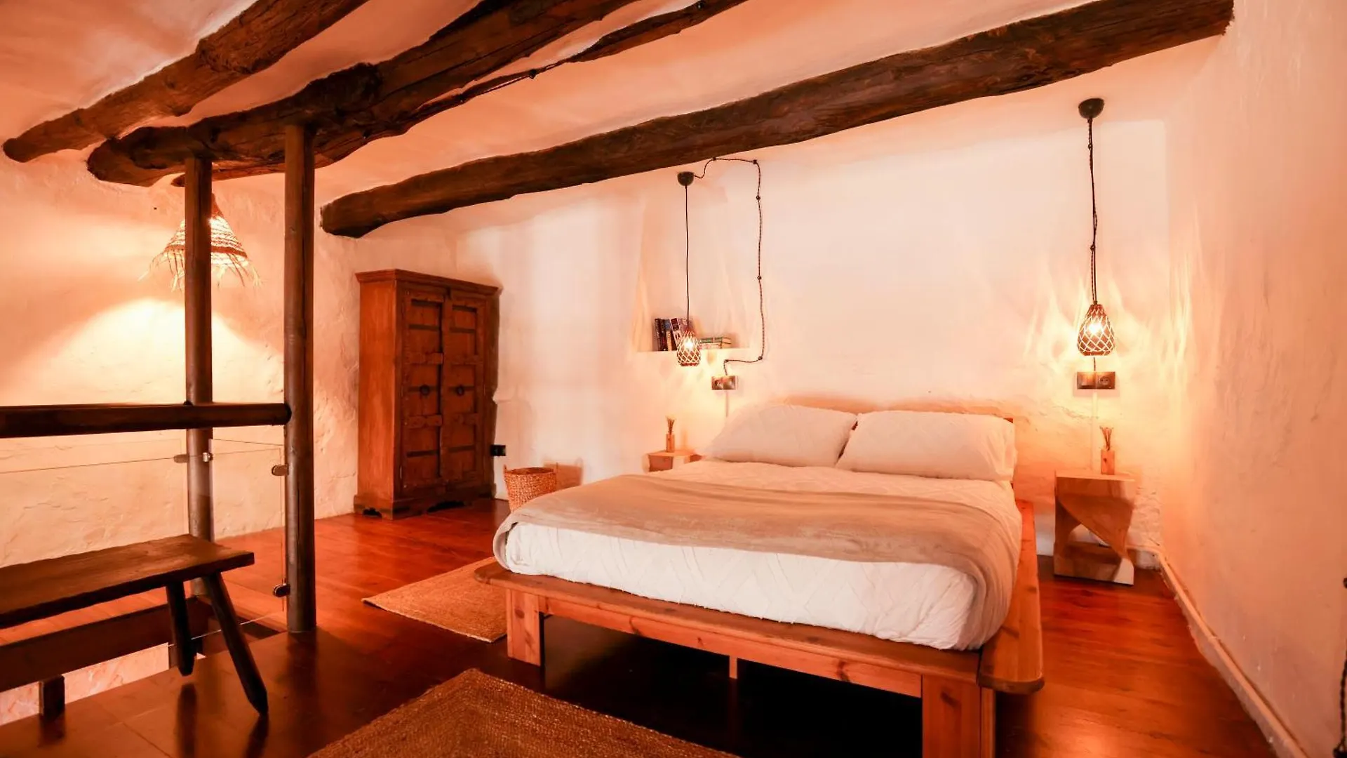 Casa De Los Titeres Pitres 0*,